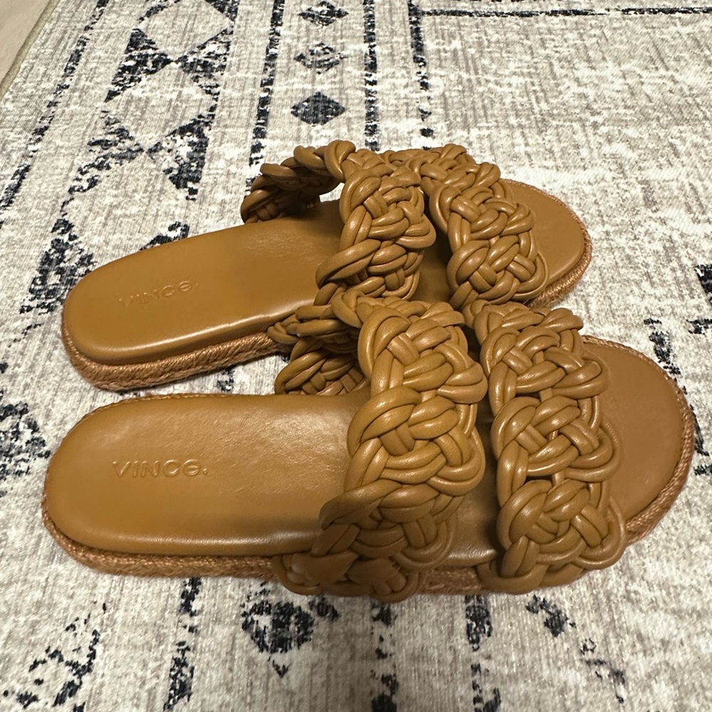 Vince ‘Sullivan’ braided leather slides size 8